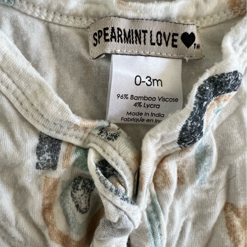 SpearmintLove - TWO PACK of boho rainbows snap bamboo footies - 0-3months - Picture 8 of 8